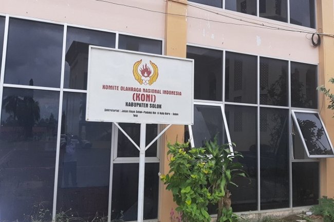 Kantor KONI Kab Solok Kemalingan Lagi, Sejumlah Barang Elektronik di Sikat  