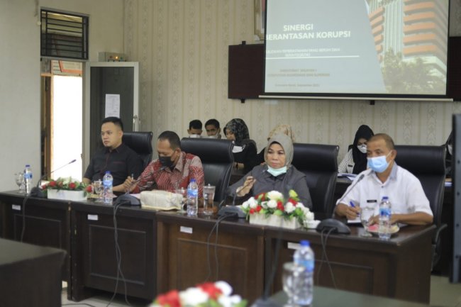 DPRD Kota Solok Ikuti Rapat Program Pemberantasan Korupsi Bersama KPK RI