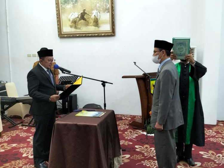 Tidak Ingin Perusda Tuah Sepakat Jalan di Tempat, Bupati Tanah Datar Lantik Nusyirwan Jadi Dewan Pengawas