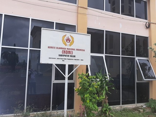 Kantor KONI Kab Solok Kemalingan Lagi, Sejumlah Barang Elektronik di Sikat  