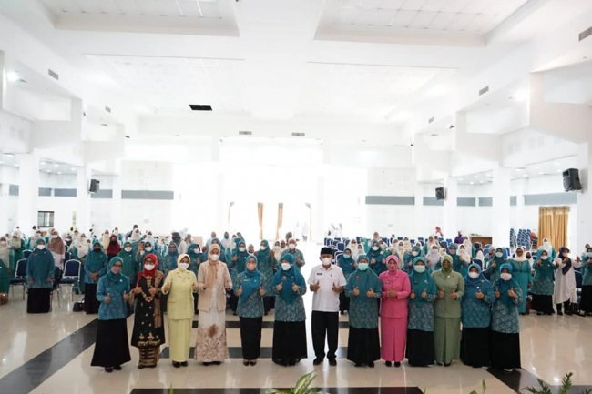 Kuatkan Peran Kader, TP PKK Tanah Datar Gelar Bimtek