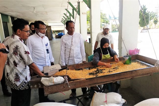 Optimis Bangkitkan Perekonomian Petani dan Ribuan Tenaga Kerja,  PT. Pertani -CMN Solok  Rajut Kerjasama