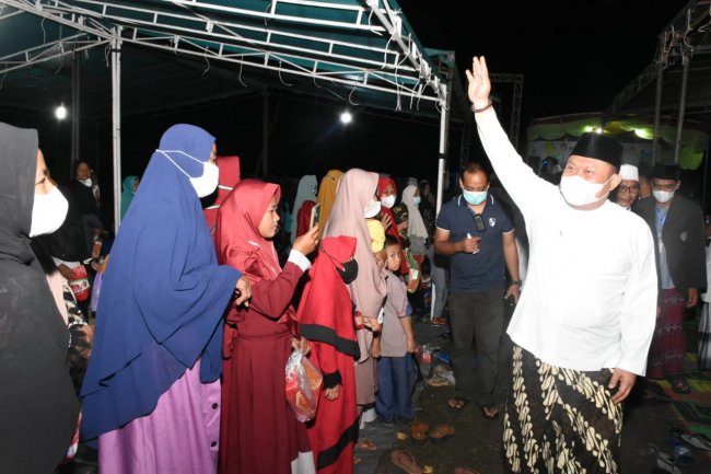 Bupati Kampar: Santri Merupakan Tulang Punggung Negara Dalam Menata Kehidupan Keberagamaan