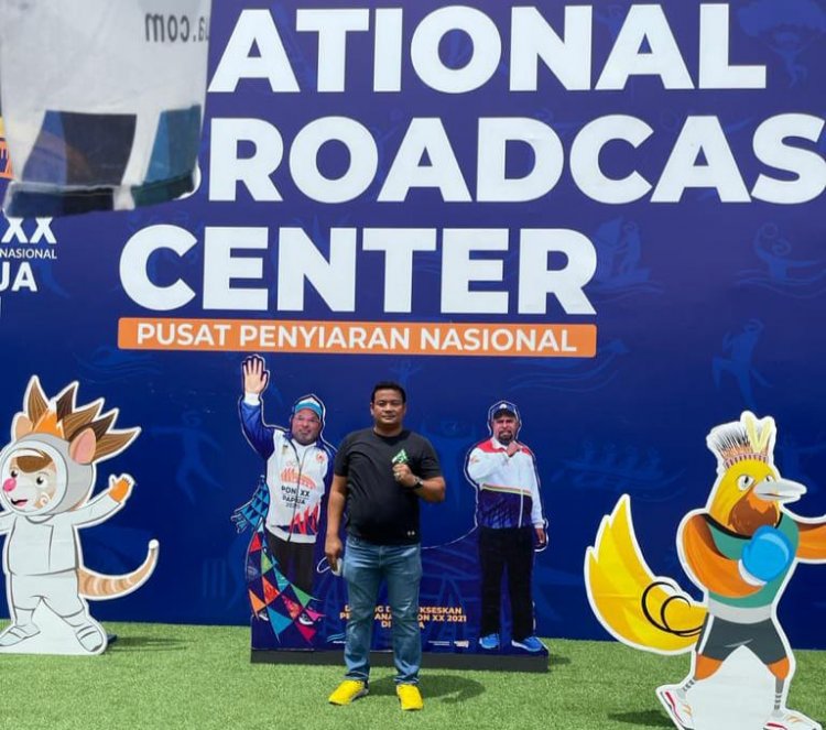 Dukung  Perjuangan Atlet PON, Ketua KONI Pasaman Langsung Datang ke Papua