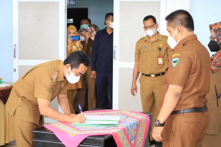 Direktur RSUD Tapan Berganti, Wabup Rudi Hariyansyah Harapkan Pelayanan Semakin Baik