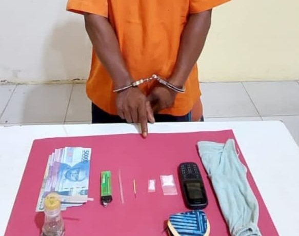 Polisi Tangkap Seorang Pemuda yang Simpan Shabu di Lemari pakaian