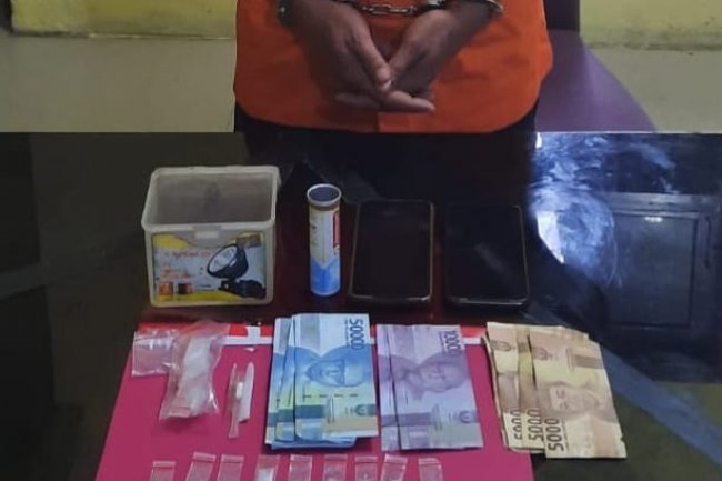 Pelaku Narkoba dengan BB 18 Paket Shabu Siap Edar Ditangkap Polisi