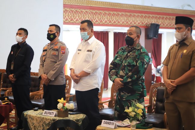Bupati Rusma Yul Anwar Bersama Forkopimda Pessel Hadiri Virtual dengan Panglima TNI dan Kapolri