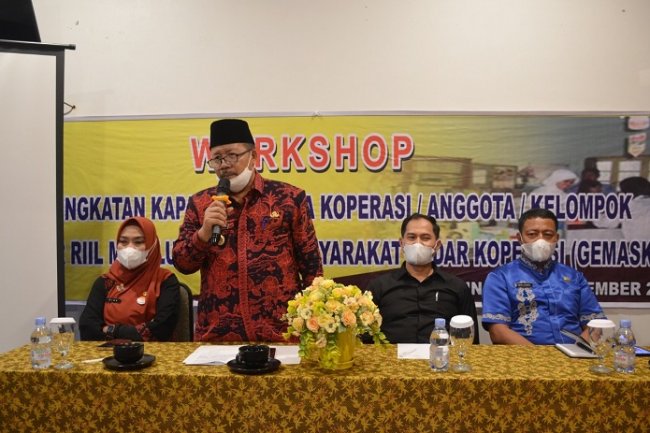 Buka Workshop Peningkatan Kapasitas  Koperasi, Bupati Agam:  Koperasi Untuk Meningkatkan Perekonomian Masyarakat   