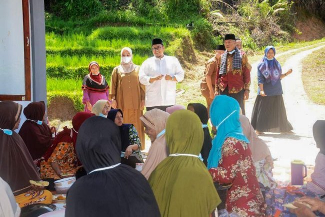 Semangati Kenduri Kapalo Banda, Wabup Richi Aprian Sampaikan Program Unggulan Tanah Datar