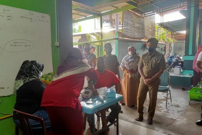 Sasaran Vaksinasi Payakumbuh Barat  Diarahkan Untuk Pekerja Industri Rumahan