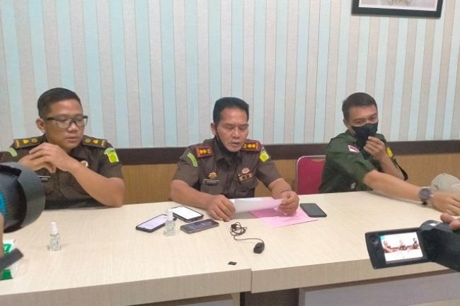 Diduga Tersandung Kasus Dana Covid-19, Kejari Payakumbuh Tetapkan Kadinkes  Sebagai Tersangka