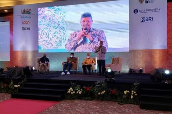 Wako Solok Zul Elfian Umar Didaulat Paparkan Pengembangan Ekonomi Kreatif Dihadapan Peserta ICCN Pekanbaru