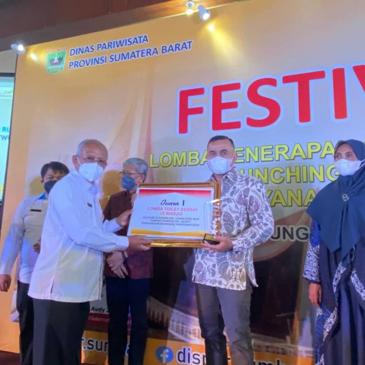 Padang Borong 3 Penghargaan  Festival CHSE di Bukittinggi