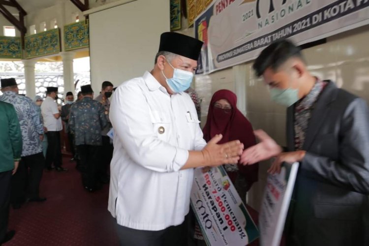 Kepulangan Kafilah MTQ ke-39  Disambut dengan Reward, Wako Solok: MTQ Selanjutnya Mari Kita  Persiapkan Sejak Sekarang