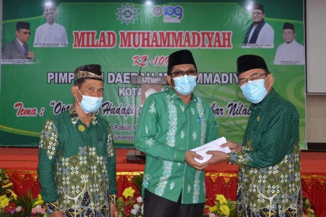 Milad Ke 109, Muhammadiyah Diharapkan Wako Hendri Septa Terus Berkiprah