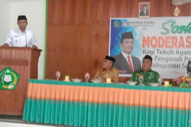 Dibuka Wabup Solok, Puluhan Ulama dan Tokoh Agama Ikuti Sosialisasi  Moderasi Beragama