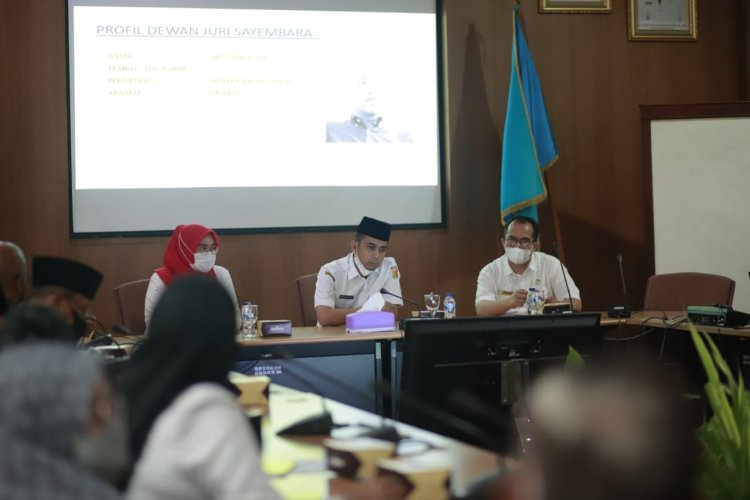 Dihadapan Wawako Solok, Peserta Sayembara Design Penataan Pasar Raya  Lakukan Presentasi   