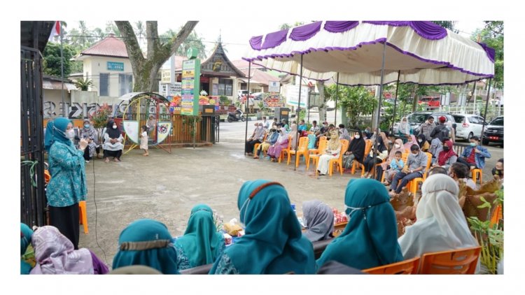 Bentuk Kekebalan Komunal, TP PKK Tanah Datar Gelar Gebyar Vaksinasi di Lima Kaum