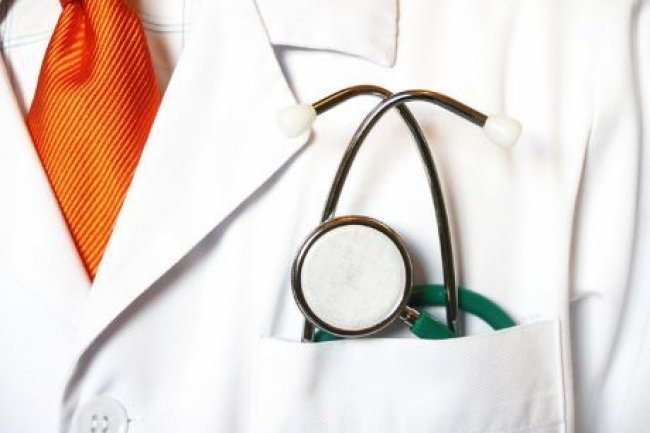 Lakukan Praktek Seolah Dokter, Ditreskrimsus Polda Sumbar Amankan Seorang Tersangka