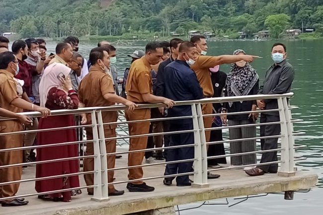 Komisi IV DPRD Propinsi Sumatera Barat Kunjungi  Kawasan Danau Singkarak