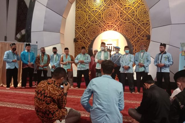 Gubernur Buya Mahyeldi Launching Air Mineral Produksi BKPRMI Sumbar