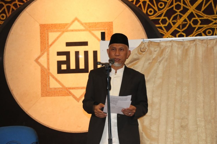 Gubernur Mahyeldi:  Optimalkan Fasilitas dan Layanan Masjid Raya Sumbar