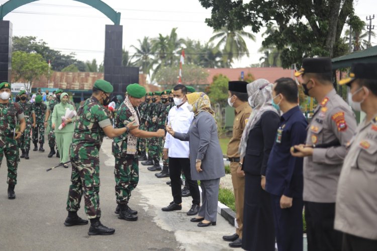   Kunjungi Kodim 0309/Solok, Danrem 032/Wirabraja Ingatkan Prajurit Agar Bekerja profesional, Jujur dan Produktif
