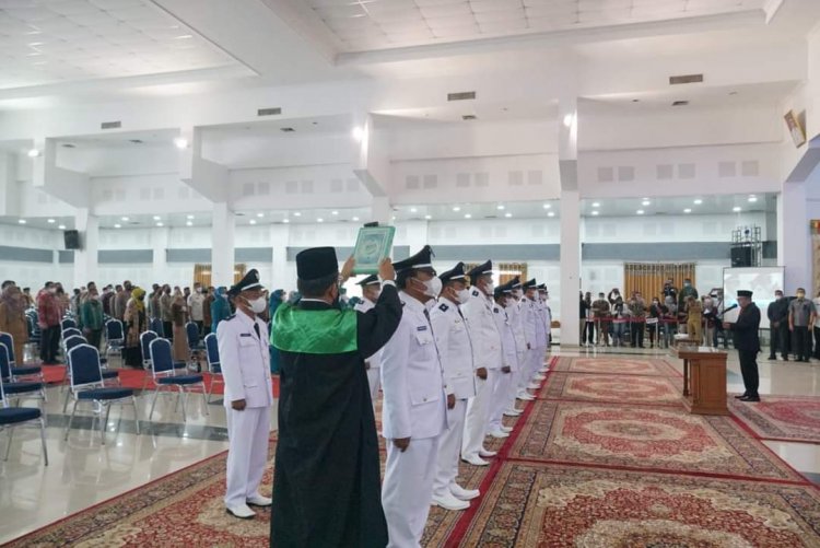 20 Wali Nagari Terpilih Dilantik, Ini Harapan dan Pesan Bupati Tanah Datar