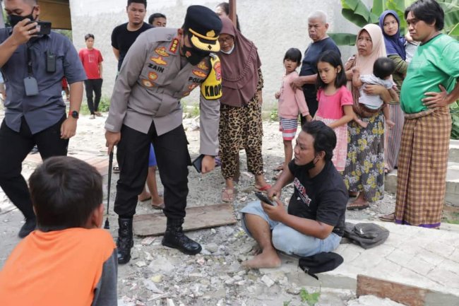 Sepeda Motor Angkut BBM Terbakar Pengendara Selamat.