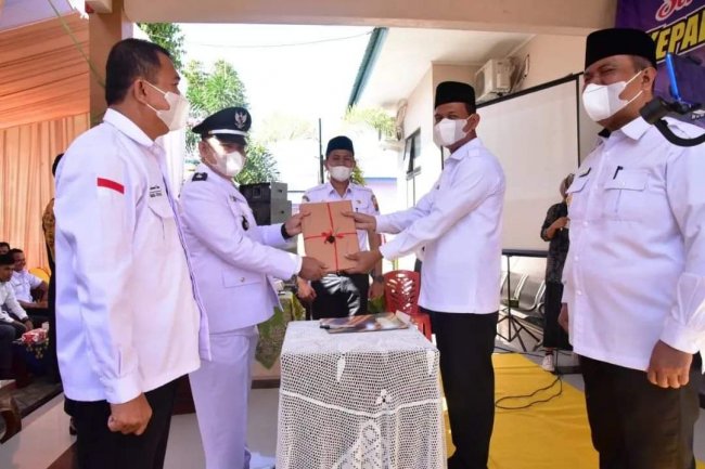 Jabatan Kepala Desa Marunggi Diserahkan Kepada Syaiful Bahri 