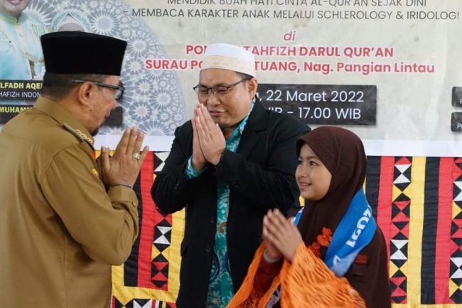 Di Tanah Datar  Rumah Hafizh Quran Dipasangi Ini.