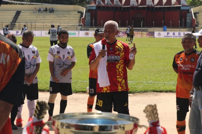 Di buka Gubernur Mahyeldi Minang Old Star 20 Indonesia U-50 Mempertemukan 5 Tim