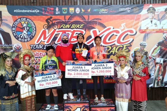 Atlet ISSI Kota Solok Wakil Sumbar Ke Nasional. Raih 2 Emas 1 Perunggu Di MTB Tour de Pariaman 2022