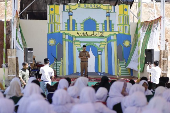 Wawako Ramadhani Sampaikan Ucapan Terima Kepada Al Mumtaz Boarding School