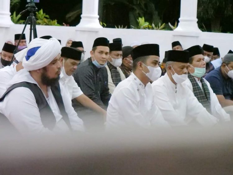 Sambut Ramadhan Pemko Solok Gelar Tausiyah dan Zikir Bersama