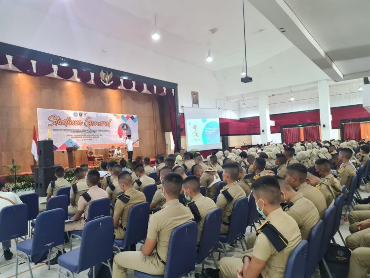 Beri Kuliah Umum, Gubernur Mahyeldi Motivasi Ratusan Praja IPDN Baso