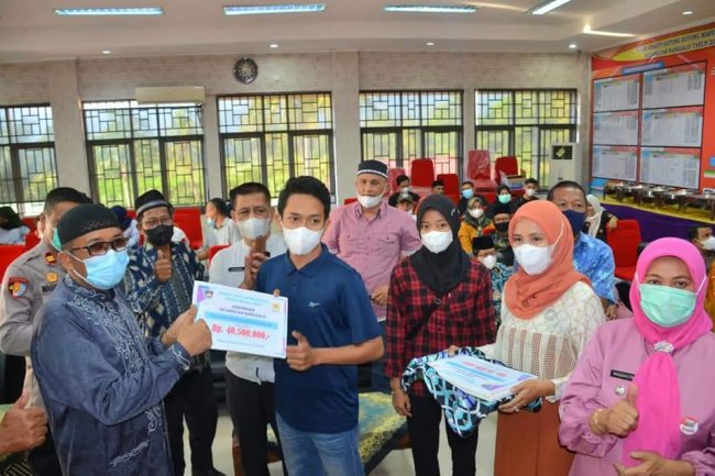  Atlet Porkota Kecamatan Nanggalo Terima Bonus