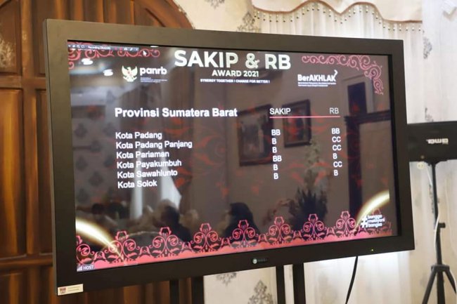  Belajarlah ke Kota Padang