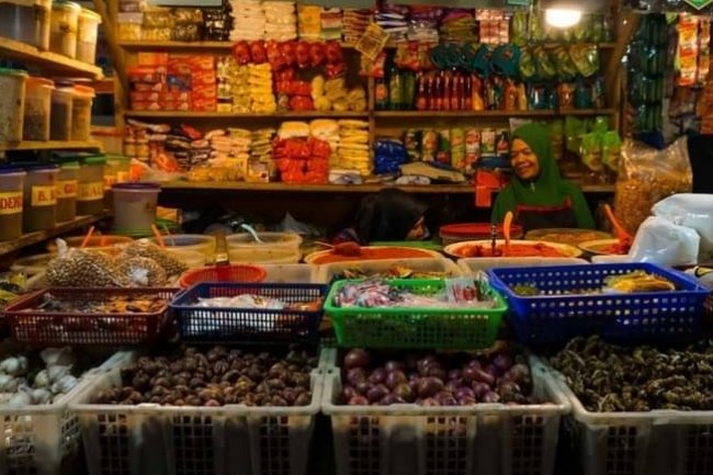 Belum Stabil Komoditi Banyak Alami Kenaikan .