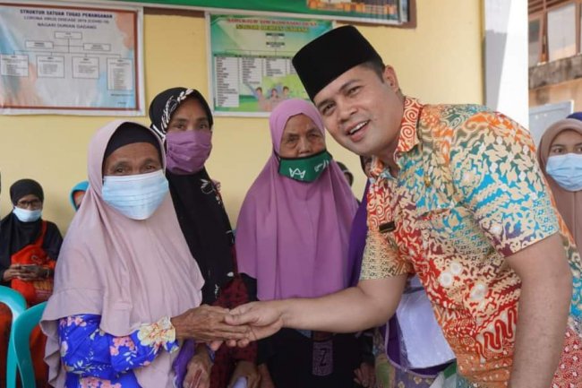 Pemkab Sijunjung Berikan Subsidi Minyak Goreng Bagi 194 KK