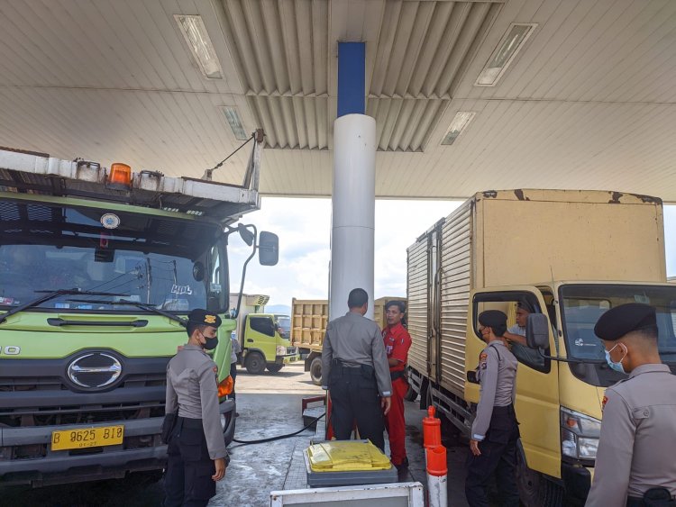 Polres Solok Pastikan Distribusi BBM Tepat Sasaran 