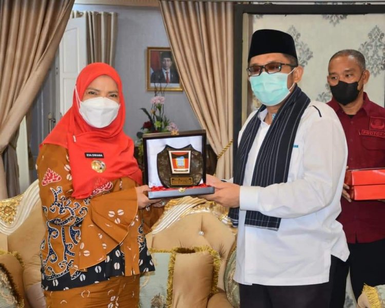 Jajaki Kerjasama Wali Kota Bandar Lampung Kunjungi Kota Padang