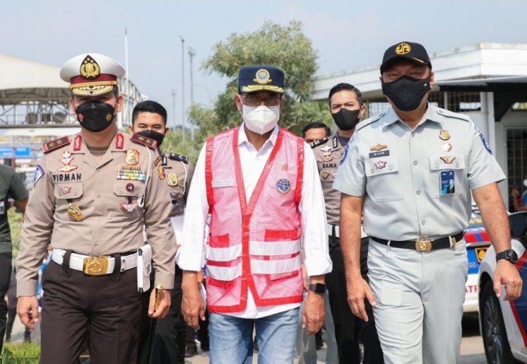 Kakorlantas Dampingi Menhub Cek Jalur Mudik: Kami Terus Monitor Lapangan