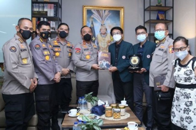 IDI Audiensi Dengan Humas Polri Bahas Penanganan Disinformasi Kesehatan di Media Sosial