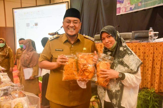 Pelaku UMKM di Tanah Datar Ikuti Pelatihan DEA Untuk Peningkatan Pemasaran