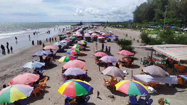 Festival Pantai Kota Pariaman. Wali Kota Genius Pantau SejumlahTitik Objek Wisata 