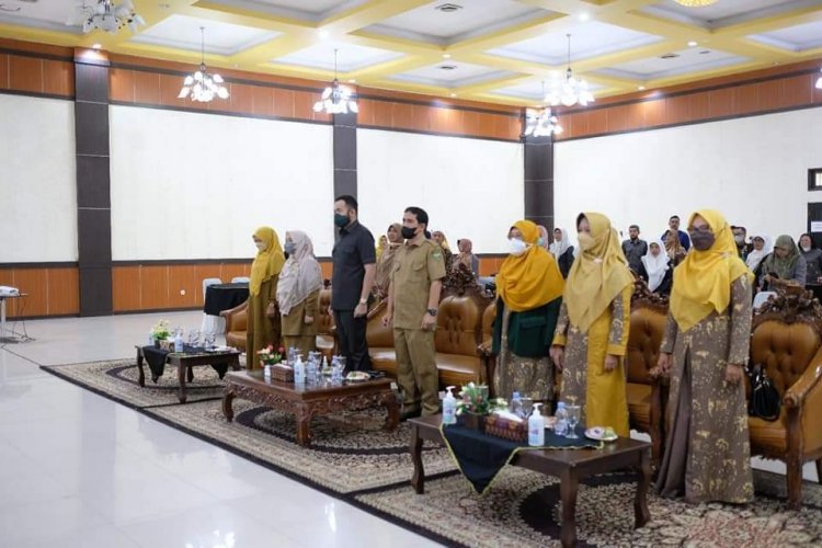 Wali Kota Fadly Amran Ajak Seluruh Elemen Masyarakat Berperan Aktif Mengejar Capaian Imunisasi Dasar Yang Menurun