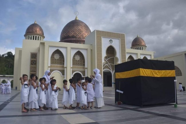 Perkenalkan Ibadah Haji Sejak Dini Murid TK Manasik Bersama di Islamic Center