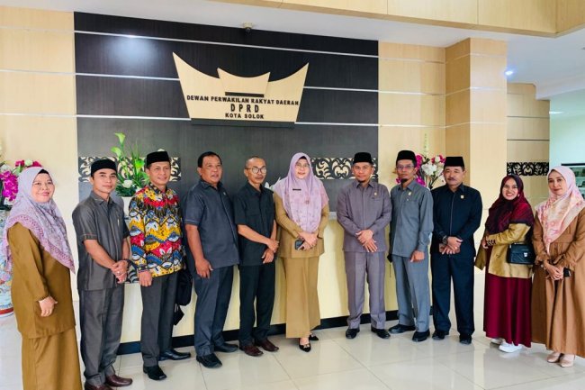 Terkait Strategi Peningkatan Kinerja, Badan Kehormatan DPRD Agam Kunjungi DPRD Kota Solok
